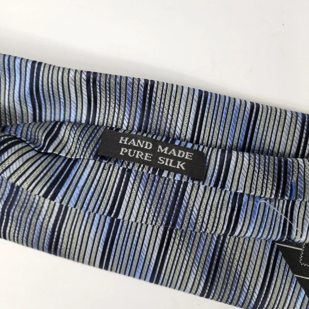 VILLINI Blue / Silver Silk 7 Fold Tie.